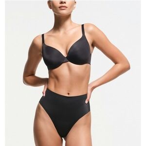 $56 NWT SKIMS Smoothing Full Coverage Lightly Lined Bra Onyx Black 36D